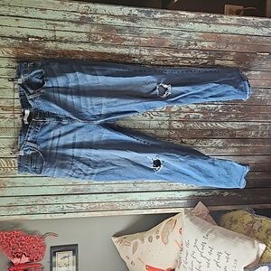 Levi Signature boyfriend